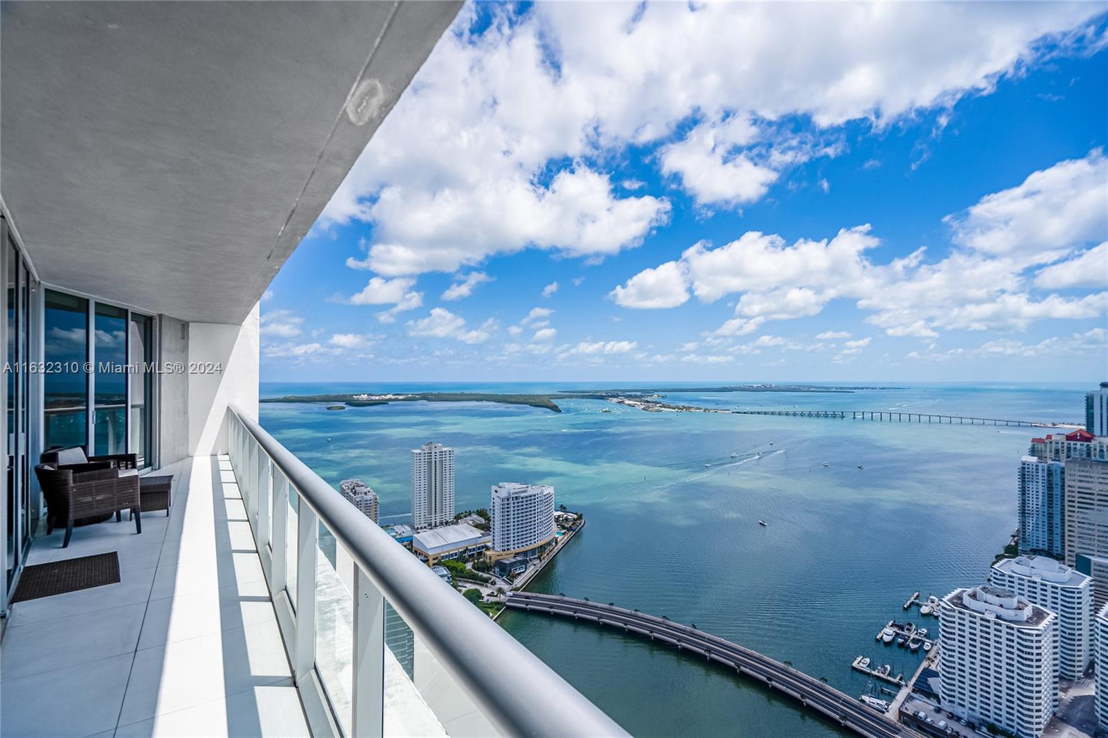 495 Brickell Ave, Miami, Florida 33131, 2 Bedrooms Bedrooms, ,2 BathroomsBathrooms,Residential Lease,For Rent,ICON BRICKELL NO TWO,Brickell Ave,A11632310