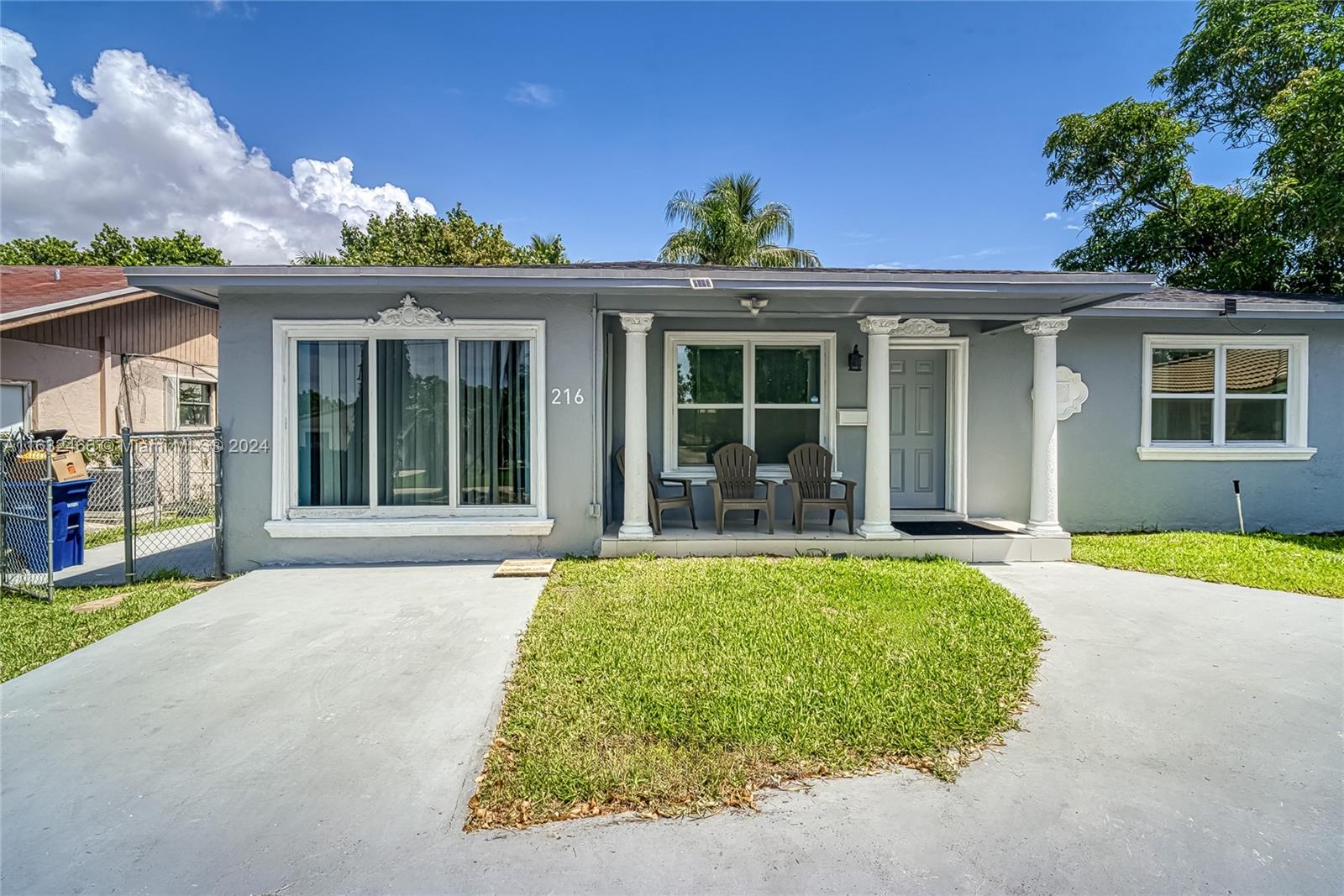 216 6th St, Hallandale Beach, Florida 33009, 4 Bedrooms Bedrooms, ,2 BathroomsBathrooms,Residential,For Sale,SCHAFFER PARK,6th St,A11632466