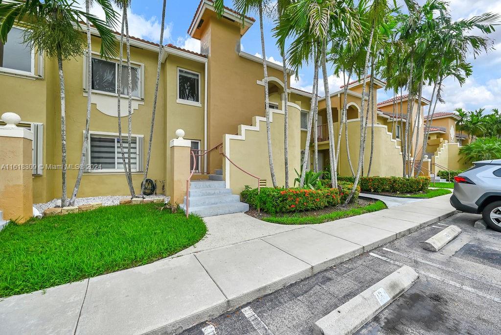 7921 6th St, Pembroke Pines, Florida 33024, 2 Bedrooms Bedrooms, ,2 BathroomsBathrooms,Residential,Sold,COVE AT FRENCH VILLAS,6th St,A11618309