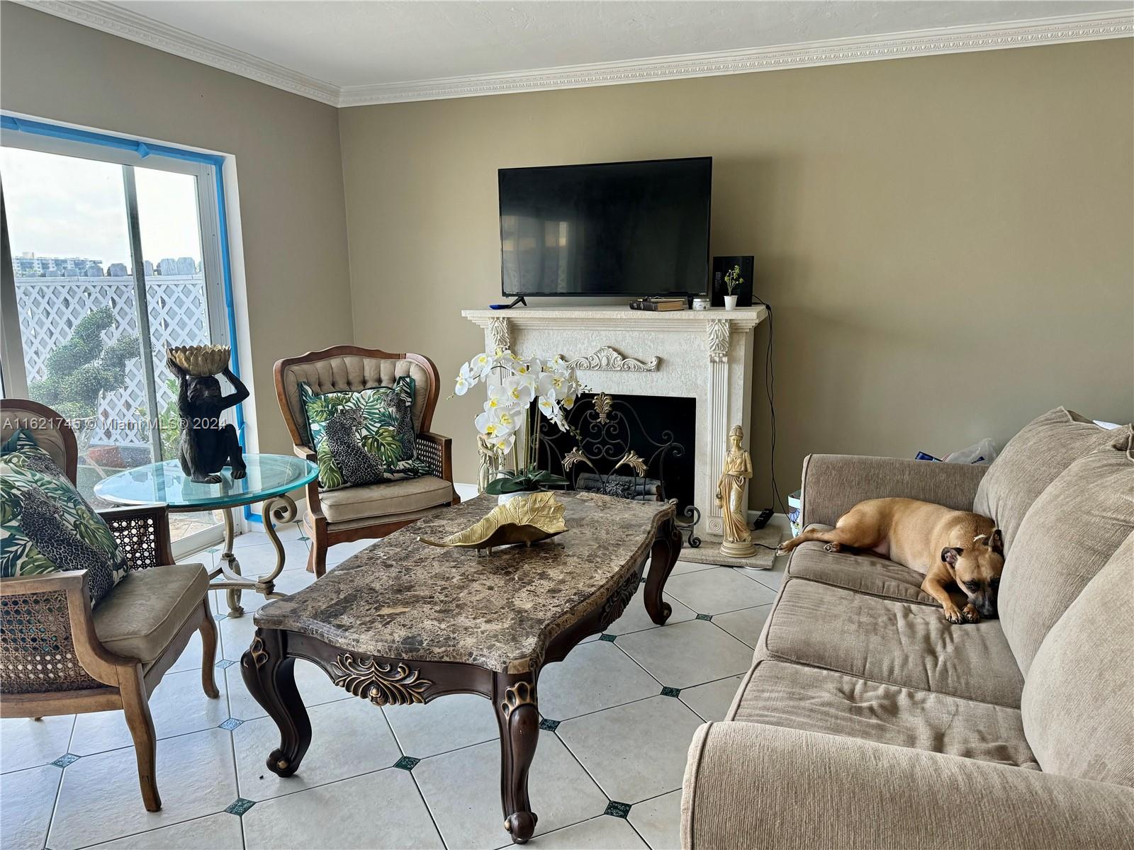 1286 191st St, Miami, Florida 33179, 2 Bedrooms Bedrooms, ,2 BathroomsBathrooms,Residential,Sold,Waterfront Villas Skylake,191st St,A11621745