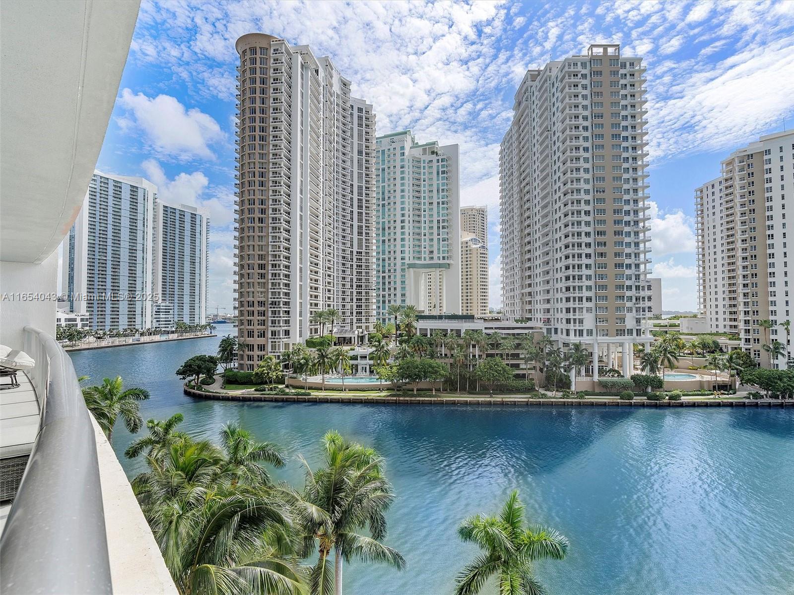495 Brickell Ave, Miami, Florida 33131, 2 Bedrooms Bedrooms, ,2 BathroomsBathrooms,Residential,Sold,ICON BRICKELL,Brickell Ave,A11654043