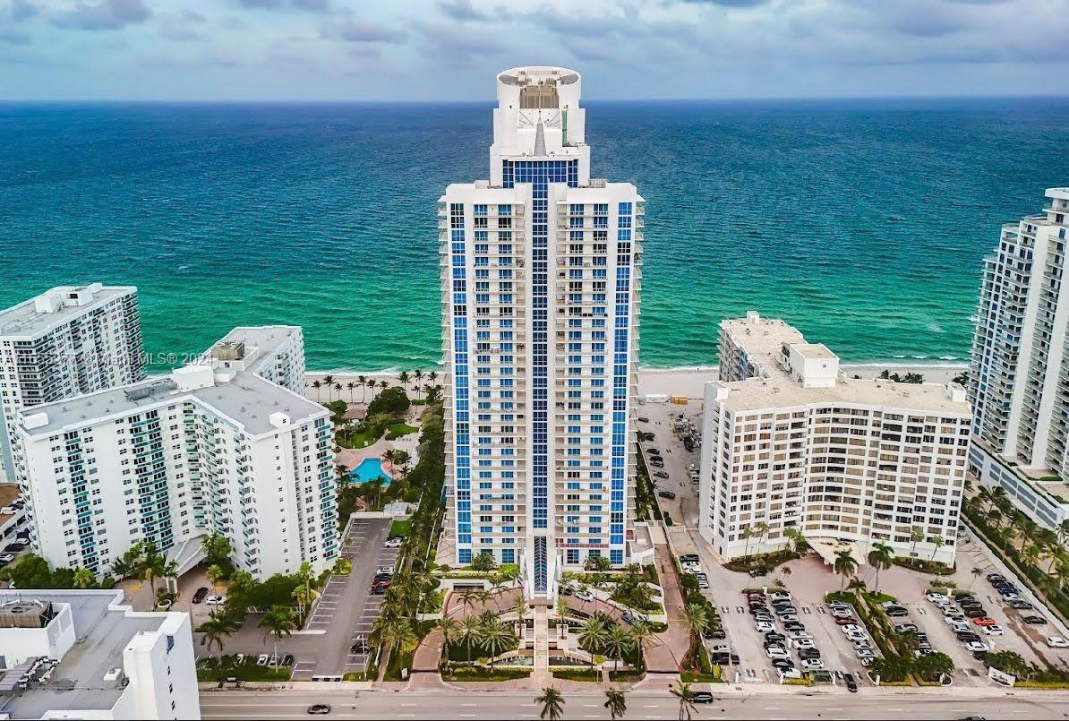 3101 Ocean Dr, Hollywood, Florida 33019, 2 Bedrooms Bedrooms, ,2 BathroomsBathrooms,Residential,Sold,OCEAN PALMS CONDO,Ocean Dr,A11655277