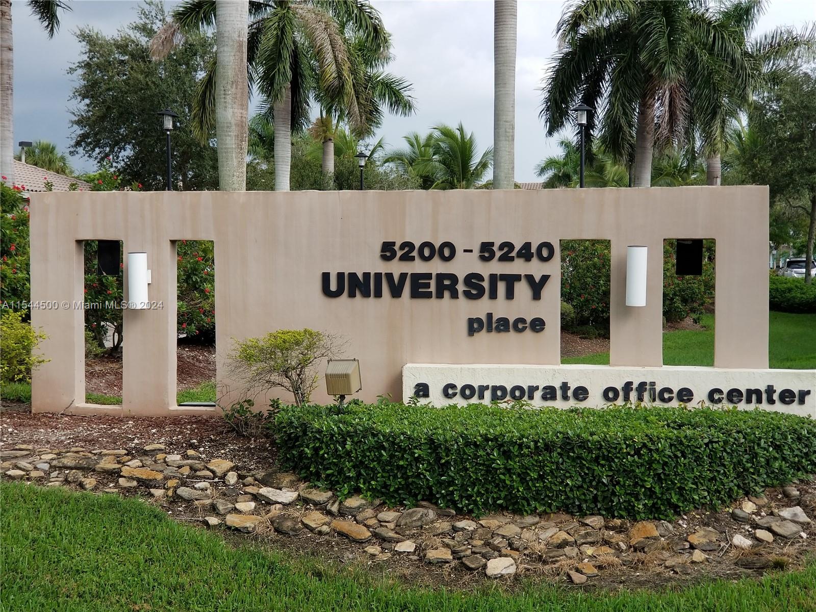 5210 University Dr, Davie, Florida 33328, ,Commercial Sale,Sold,University Place,University Dr,A11544500