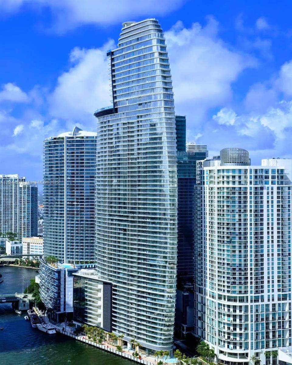 300 Biscayne Blvd Way, Miami, Florida 33131, 3 Bedrooms Bedrooms, ,4 BathroomsBathrooms,Residential,For Sale,ASTON MARTIN RESIDENCES,Biscayne Blvd Way,A11666792