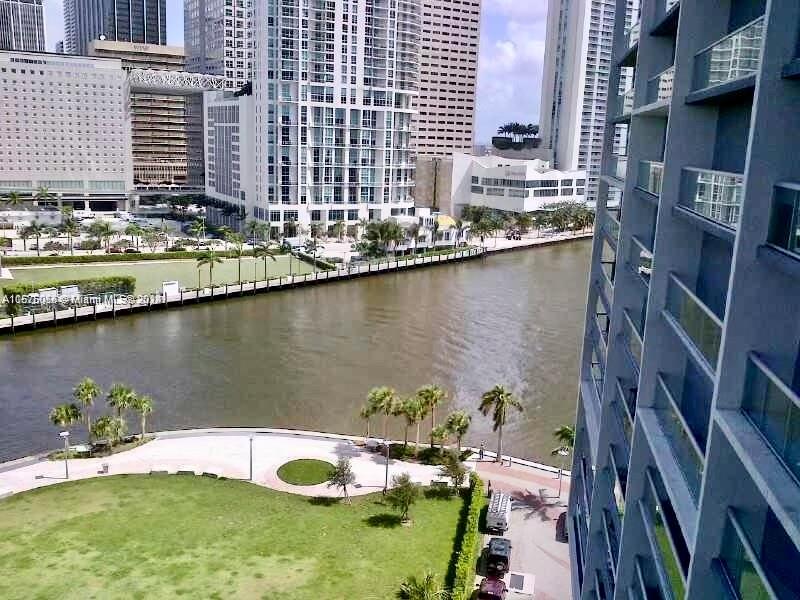 475 Brickell Ave, Miami, Florida 33131, ,1 BathroomBathrooms,Residential,Sold,ICONBRICKELL CONDO NO 1,Brickell Ave,A11625056