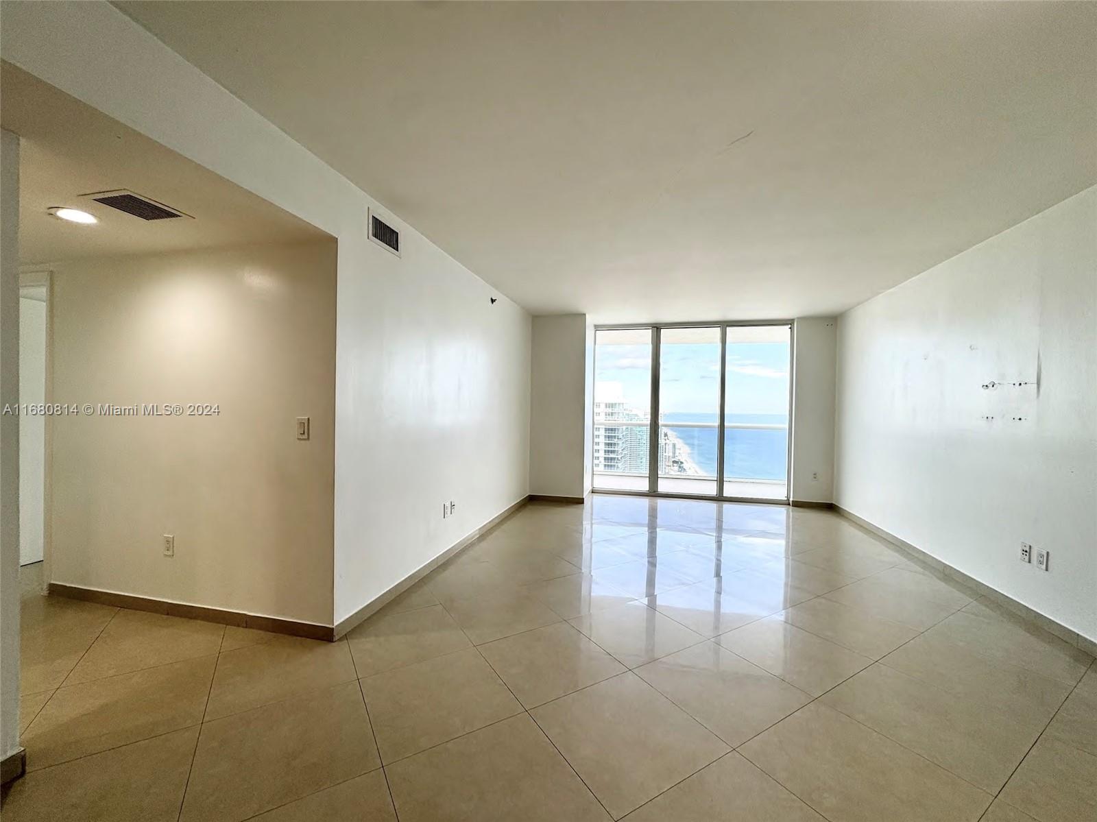 1830 Ocean Dr, Hallandale Beach, Florida 33009, 3 Bedrooms Bedrooms, ,2 BathroomsBathrooms,Residential,For Sale,BEACH CLUB,Ocean Dr,A11680814