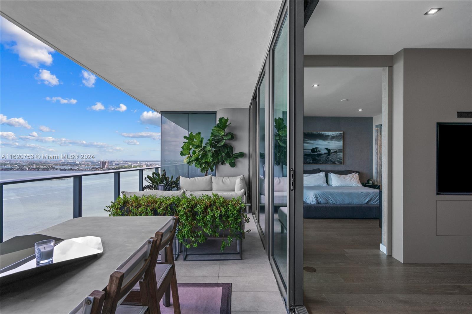 3131 7th Ave, Miami, Florida 33137, 2 Bedrooms Bedrooms, ,2 BathroomsBathrooms,Residential,Sold,One Paraiso Condo,7th Ave,A11620753