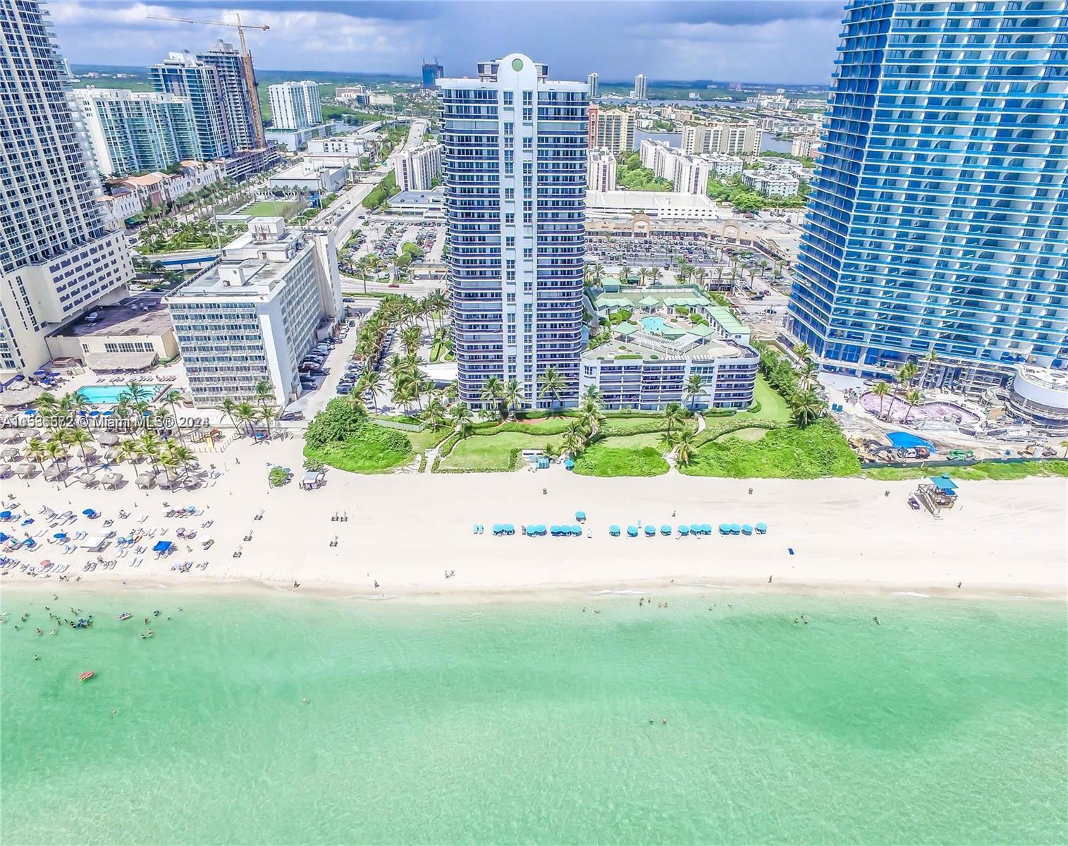 16711 Collins Ave, Sunny Isles Beach, Florida 33160, 3 Bedrooms Bedrooms, ,2 BathroomsBathrooms,Residential,Sold,SANDS POINTE OCEAN BEACH,Collins Ave,A11536572