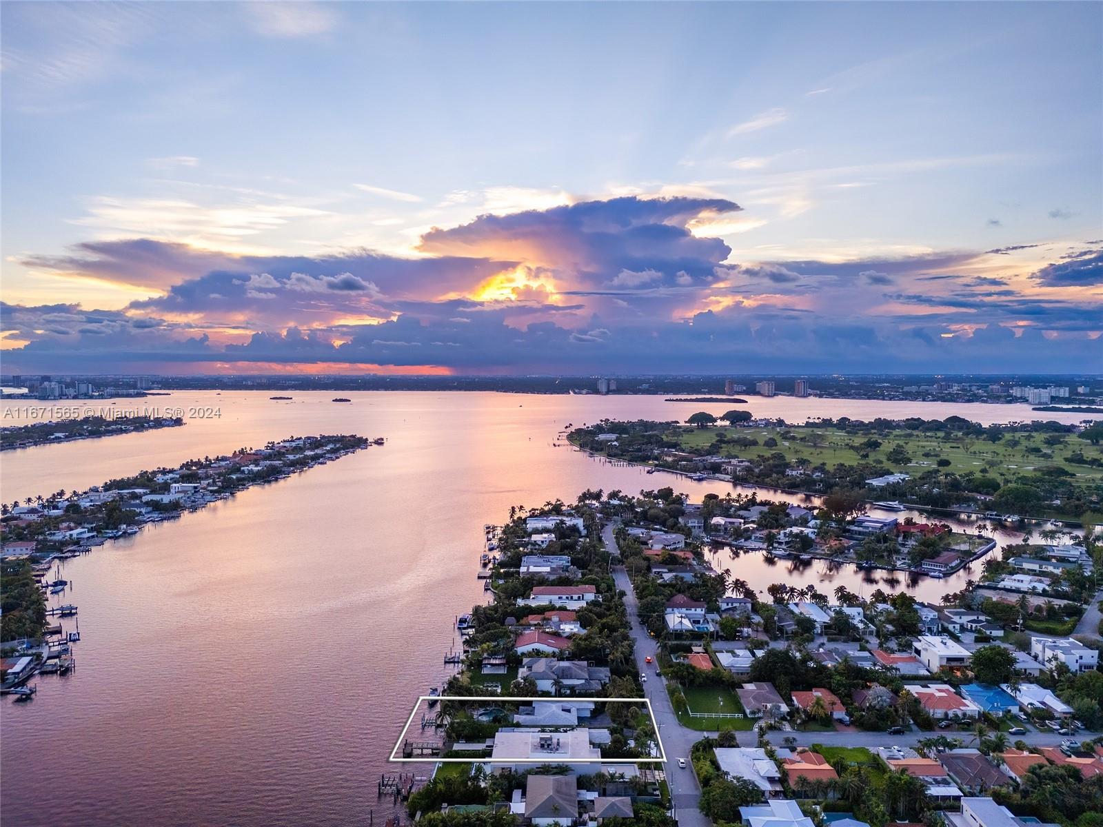 932/940 88th St, Surfside, Florida 33154, ,Residential,Sold,SECOND AMD PLAT OF NORMAN,88th St,A11671565