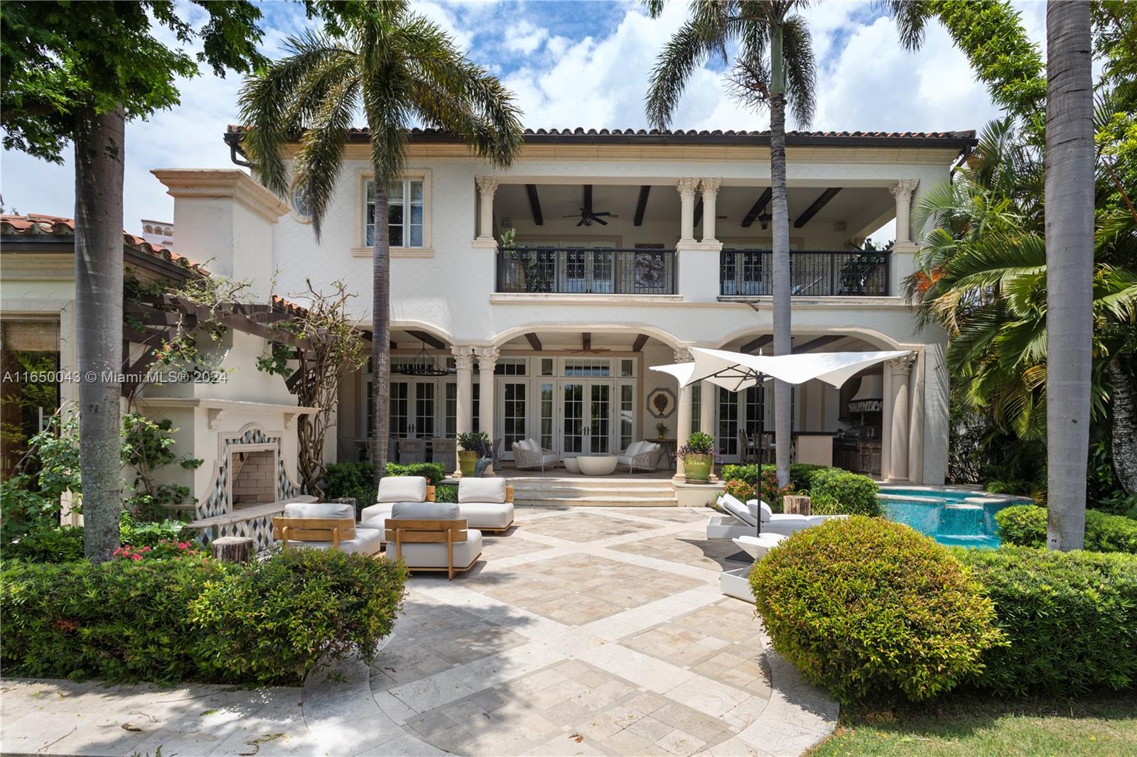 6915 Valencia Dr, Fisher Island, Florida 33109, 6 Bedrooms Bedrooms, ,9 BathroomsBathrooms,Residential,Sold,LINDISFARNE ON FISHER ISL,Valencia Dr,A11650043