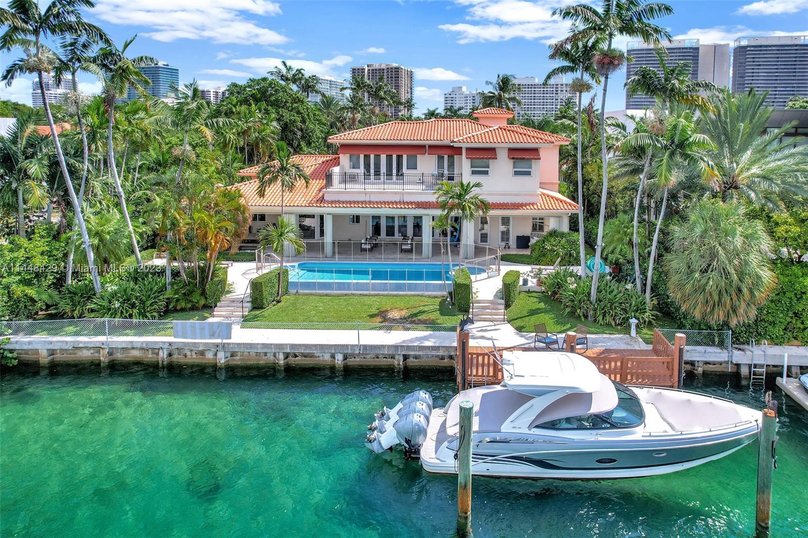 74 Bal Bay Dr, Bal Harbour, Florida 33154, 4 Bedrooms Bedrooms, ,6 BathroomsBathrooms,Residential,Sold,BAL HARBOUR RESIDENTIAL S,Bal Bay Dr,A11448429