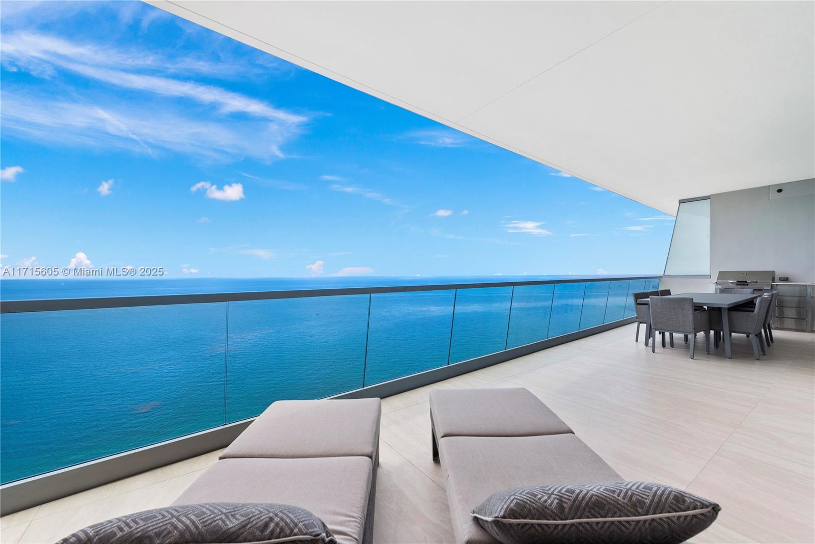 18501 Collins Avenue, Sunny Isles Beach, Florida 33160, 3 Bedrooms Bedrooms, ,4 BathroomsBathrooms,Residential,For Sale,Turnberry Ocean Club,Collins Avenue,A11715605