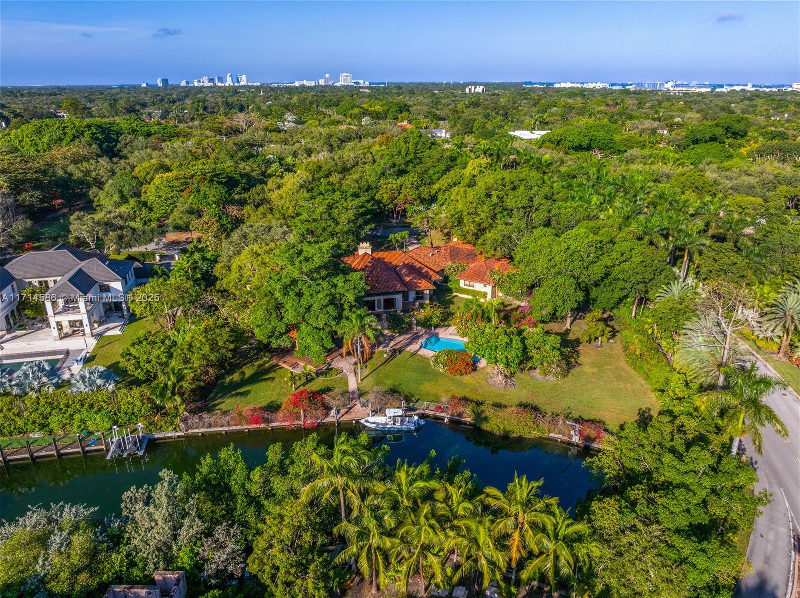 8805 Arvida Dr, Coral Gables, Florida 33156, 9 Bedrooms Bedrooms, ,8 BathroomsBathrooms,Residential,Sold,AMD PL OF JOURNEYS END,Arvida Dr,A11714586