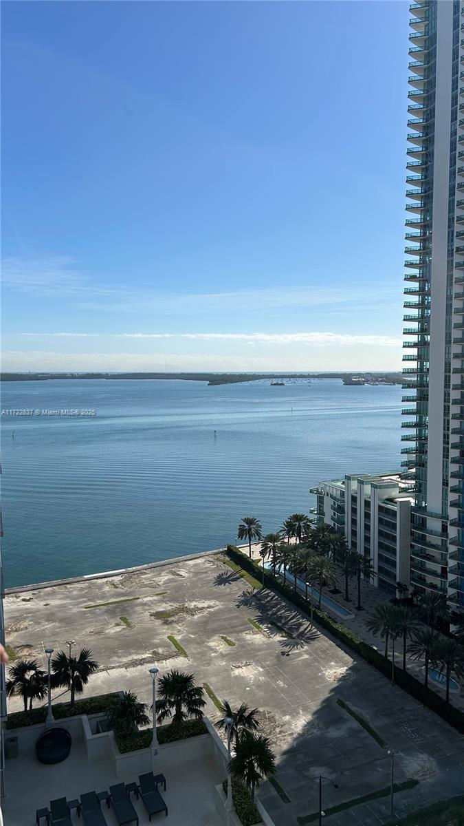 1200 Brickell Bay Dr, Miami, Florida 33131, 1 Bedroom Bedrooms, ,1 BathroomBathrooms,Residential,For Sale,THE CLUB AT BRICKELL BAY,Brickell Bay Dr,A11722837