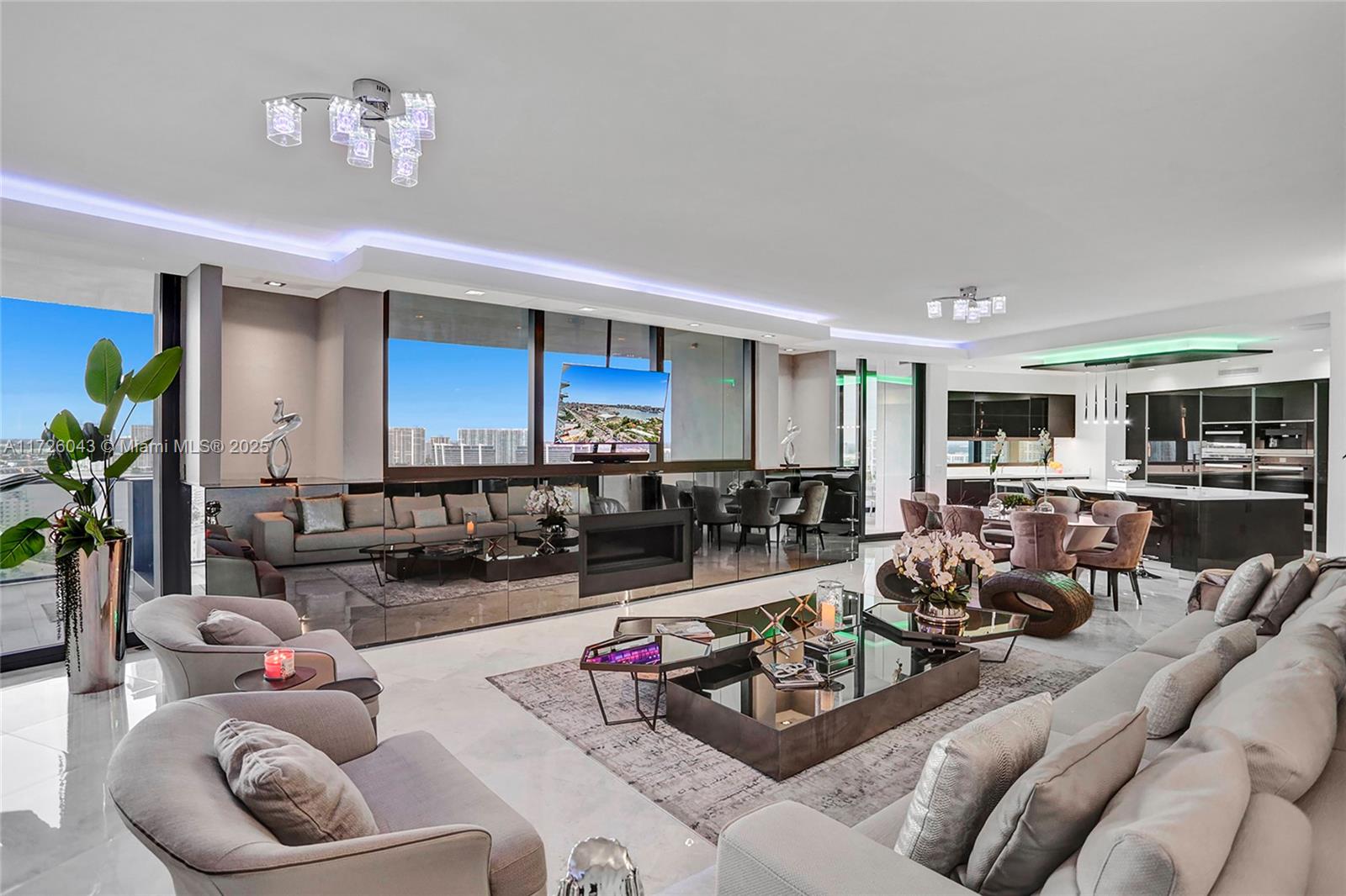 18555 Collins Ave, Sunny Isles Beach, Florida 33160, 4 Bedrooms Bedrooms, ,4 BathroomsBathrooms,Residential,For Sale,PORSCHE DESIGN TOWER,Collins Ave,A11726043