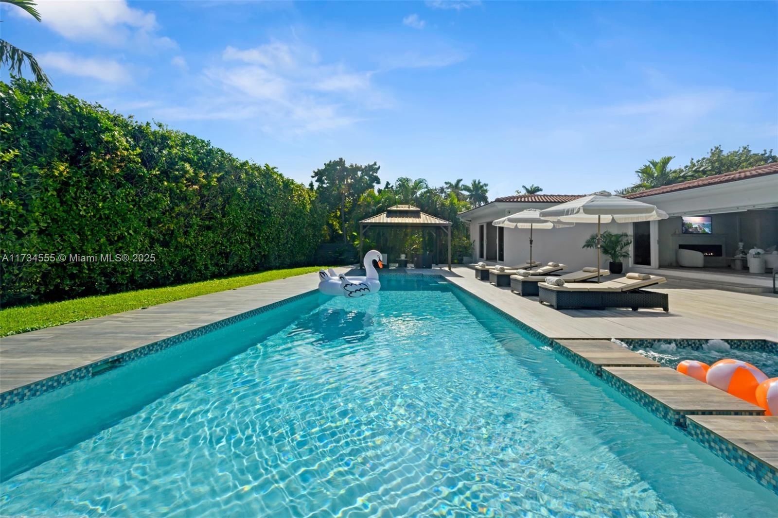 Miami Shores, Florida 33138, 3 Bedrooms Bedrooms, ,3 BathroomsBathrooms,Residential,Sold,MIAMI SHORES SEC 8 REV,A11734555