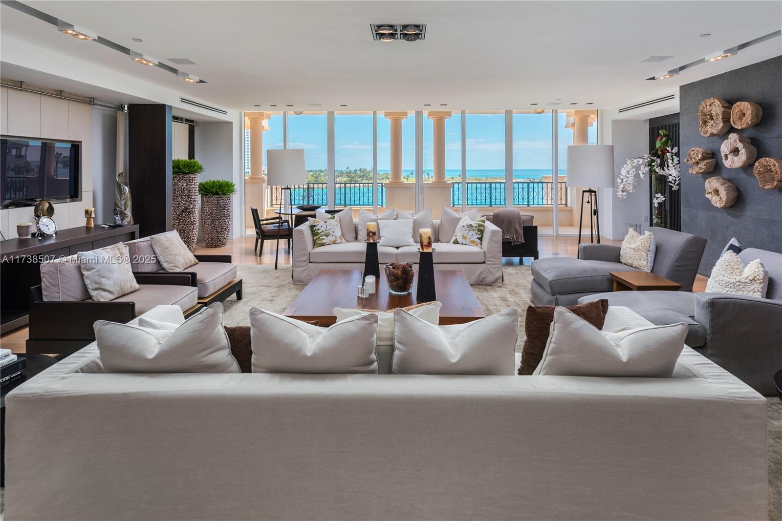 7143 Fisher Island Dr, Miami Beach, Florida 33109, 5 Bedrooms Bedrooms, ,5 BathroomsBathrooms,Residential Lease,For Rent,PALAZZO DEL MARE AT FISHE,Fisher Island Dr,A11738507