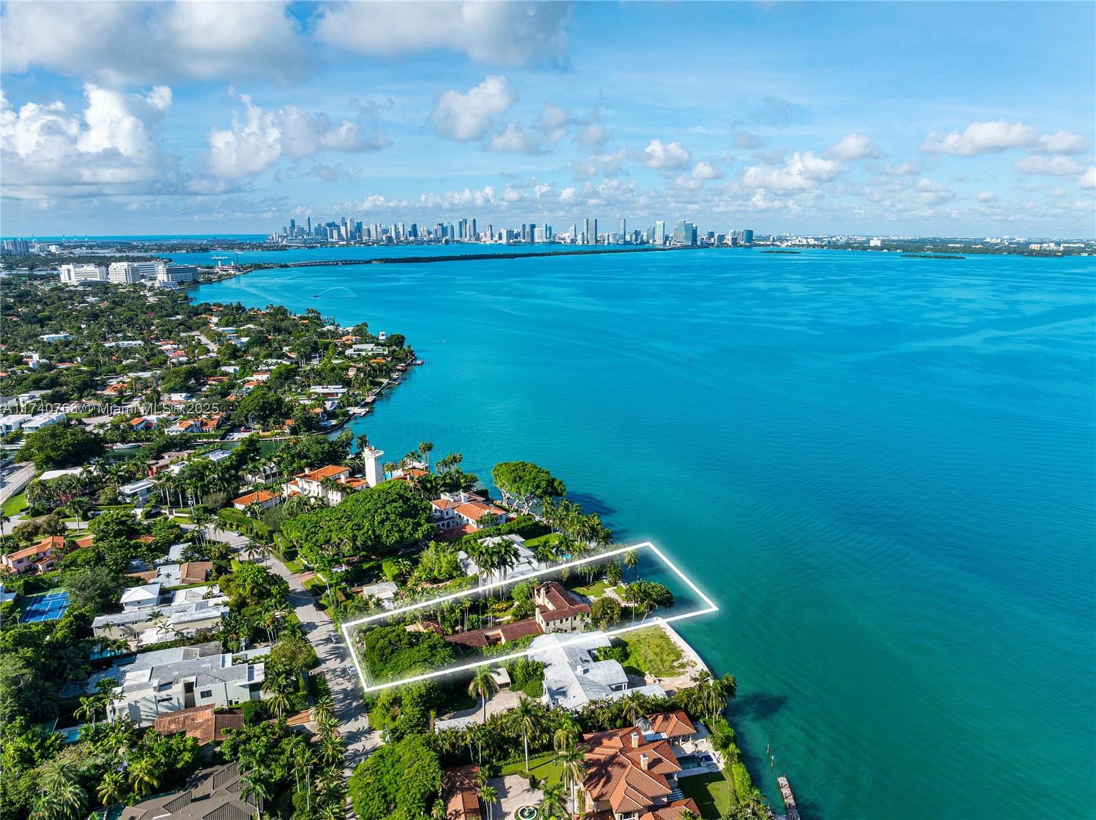 5060 Bay Rd, Miami Beach, Florida 33140, 8 Bedrooms Bedrooms, ,7 BathroomsBathrooms,Residential,Sold,LA GORCE GOLF SUB,Bay Rd,A11740768