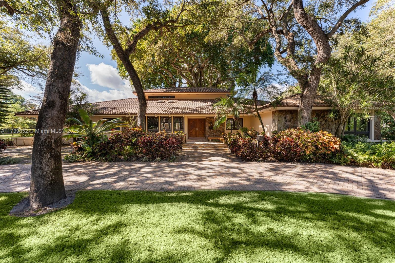 9490 Old Cutler Ln, Coral Gables, Florida 33156, 7 Bedrooms Bedrooms, ,5 BathroomsBathrooms,Residential,For Sale,JOURNEYS END ESTATES,Old Cutler Ln,A11739852