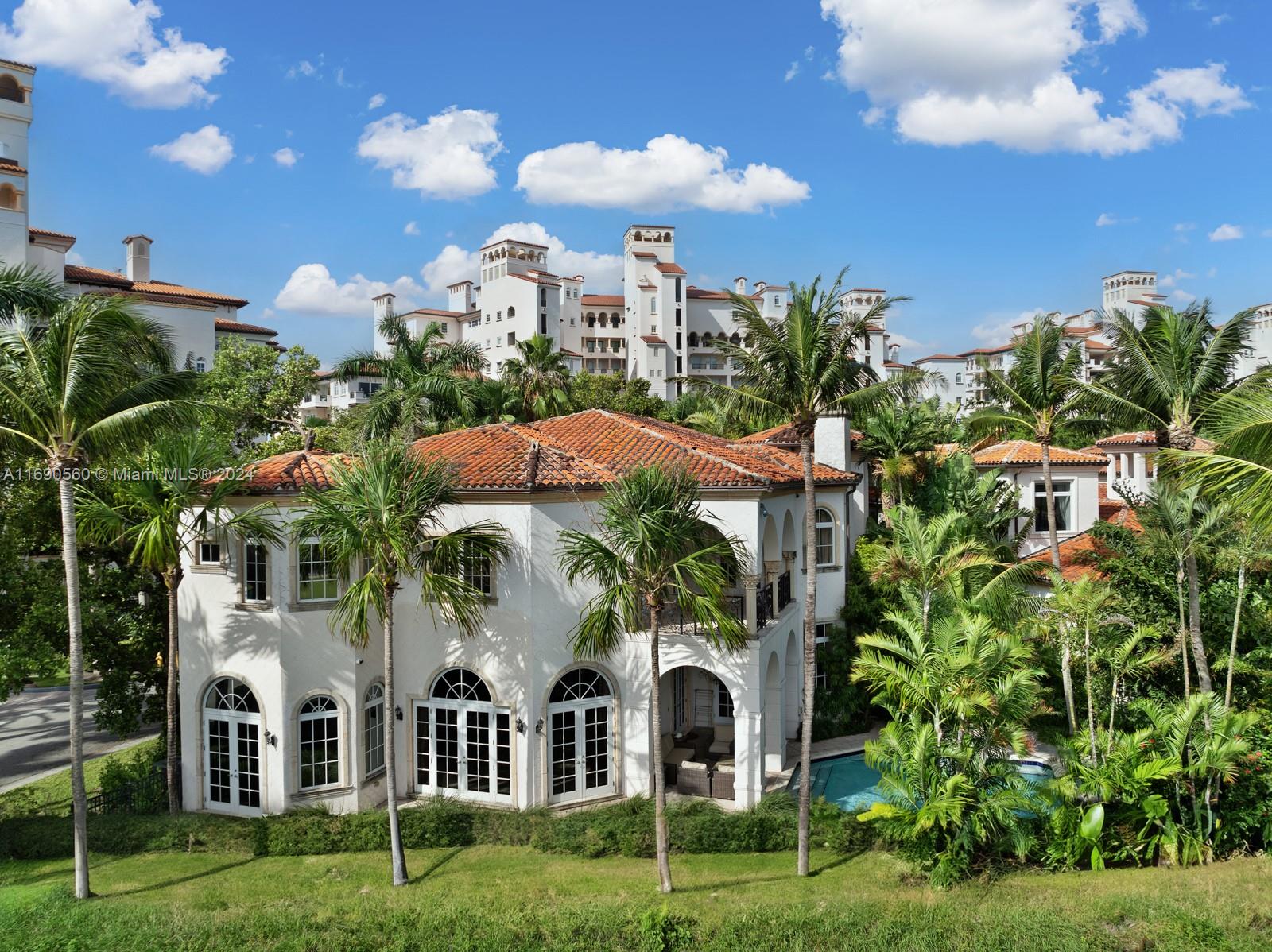 6923 Valencia Dr, Miami Beach, Florida 33109, 6 Bedrooms Bedrooms, ,6 BathroomsBathrooms,Residential,Sold,LINDISFARNE ON FISHER ISL,Valencia Dr,A11690560