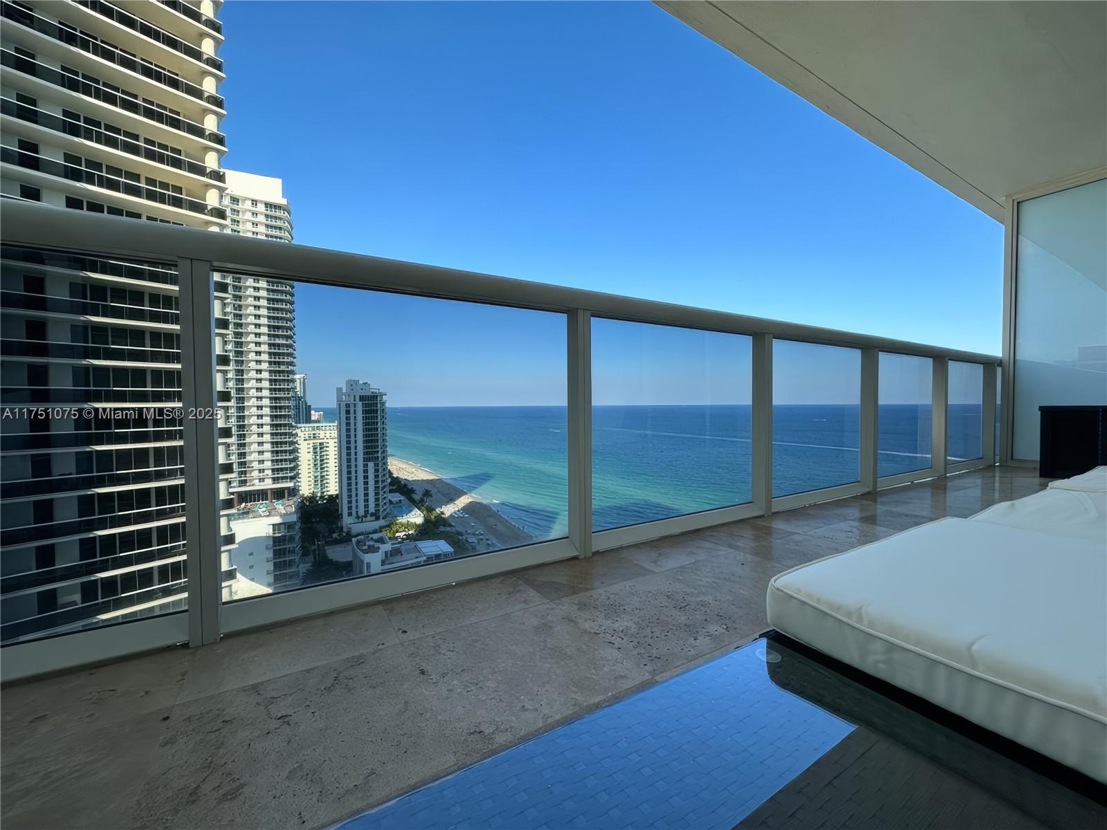 1830 Ocean Dr, Hallandale Beach, Florida 33009, 2 Bedrooms Bedrooms, ,2 BathroomsBathrooms,Residential,For Sale,BEACH CLUB II,Ocean Dr,A11751075