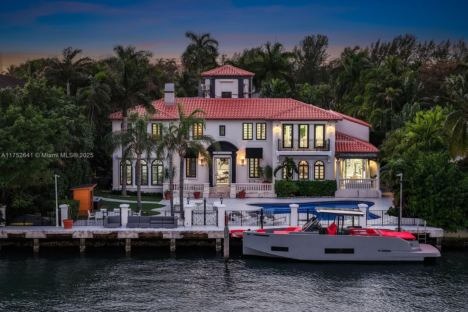 3605 Flamingo Dr, Miami Beach, Florida 33140, 7 Bedrooms Bedrooms, ,6 BathroomsBathrooms,Residential,Sold,FLAMINGO TERRACE SUB,Flamingo Dr,A11752641