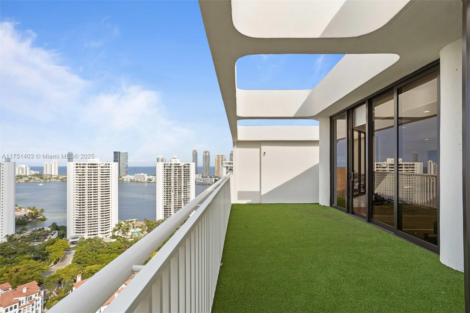 2000 Island Blvd, Aventura, Florida 33160, 3 Bedrooms Bedrooms, ,3 BathroomsBathrooms,Residential,For Sale,Williams island 2000,Island Blvd,A11751403 2000 Island Blvd, Aventura, Florida 33160, 3 Bedrooms Bedrooms, ,3 BathroomsBathrooms,Residential,For Sale,Williams island 2000,Island Blvd,A11751403