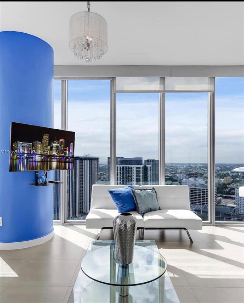 888 Biscayne Blvd, Miami, Florida 33132, 2 Bedrooms Bedrooms, ,2 BathroomsBathrooms,Residential Lease,For Rent,MARINABLUE CONDO,Biscayne Blvd,A11758558