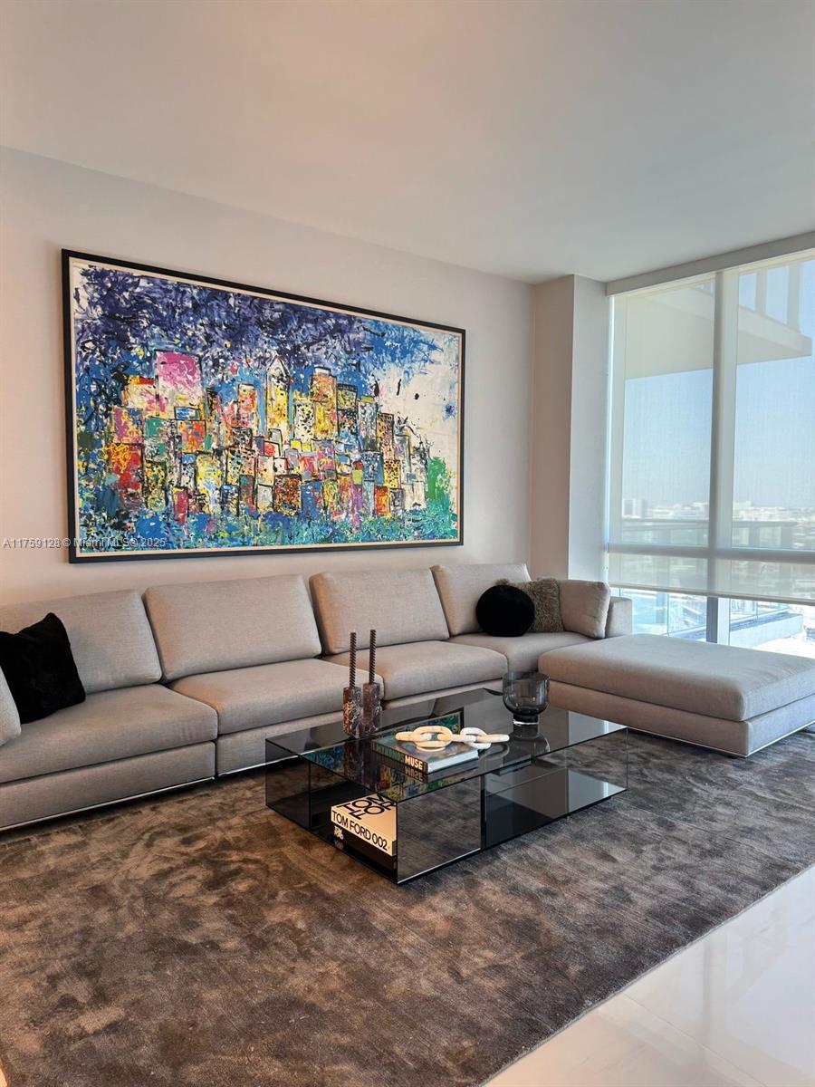 851 1st Ave, Miami, Florida 33132, 3 Bedrooms Bedrooms, ,4 BathroomsBathrooms,Residential,For Sale,MIAMI WORLD CENTER,1st Ave,A11759128