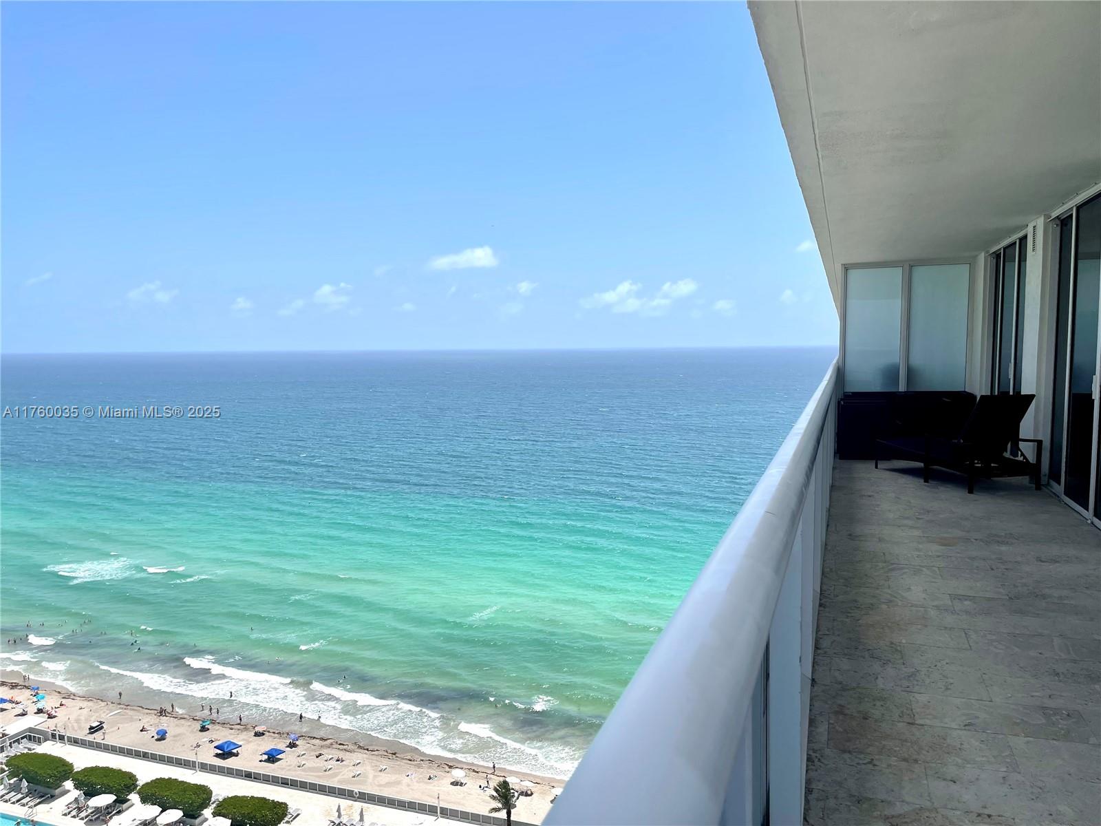 1830 Ocean Dr, Hallandale Beach, Florida 33009, 2 Bedrooms Bedrooms, ,2 BathroomsBathrooms,Residential,For Sale,BEACH CLUB TWO CONDO,Ocean Dr,A11760035