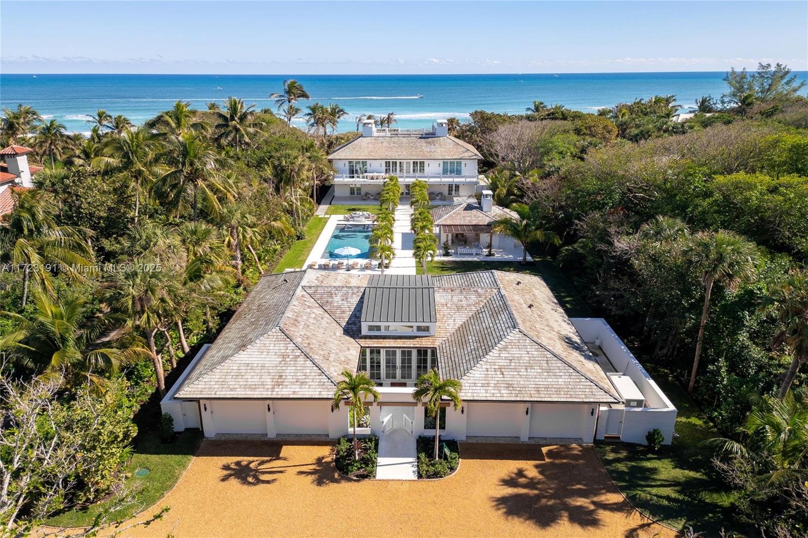 402 Beach Rd, Jupiter Island, Florida 33455, 7 Bedrooms Bedrooms, ,9 BathroomsBathrooms,Residential,Sold,JUPITER ISLAND,Beach Rd,A11723191