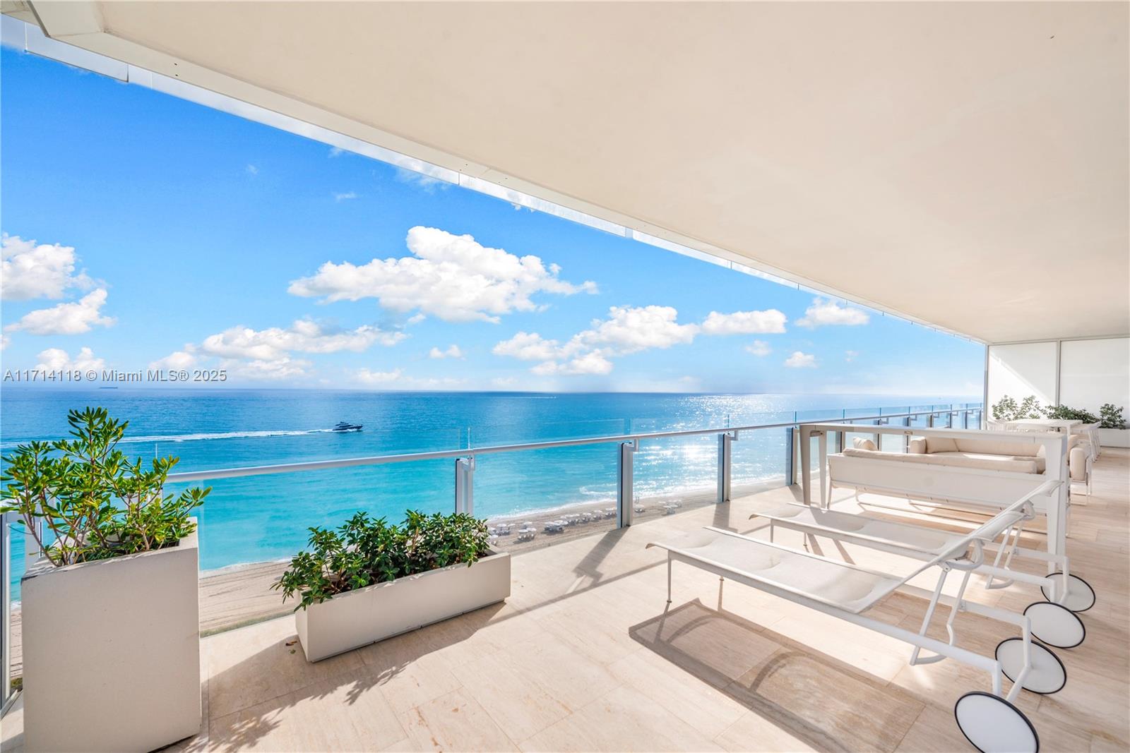 9111 Collins Ave, Surfside, Florida 33154, 5 Bedrooms Bedrooms, ,6 BathroomsBathrooms,Residential,Sold,The Surf Club,Collins Ave,A11714118