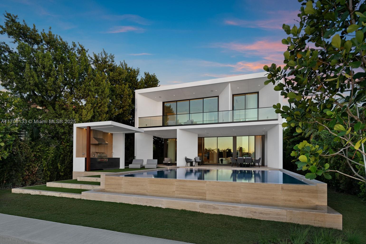 240 Rivo Alto Dr, Miami Beach, Florida 33139, 5 Bedrooms Bedrooms, ,5 BathroomsBathrooms,Residential,Sold,RIVO ALTO AMD,Rivo Alto Dr,A11708133