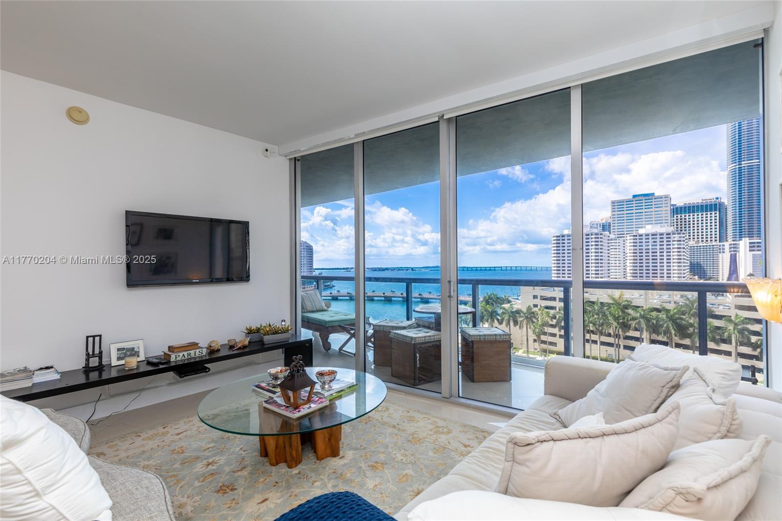 495 Brickell Ave, Miami, Florida 33131, 2 Bedrooms Bedrooms, ,2 BathroomsBathrooms,Residential Lease,For Rent,ICON BRICKELL NO TWO,Brickell Ave,A11770204