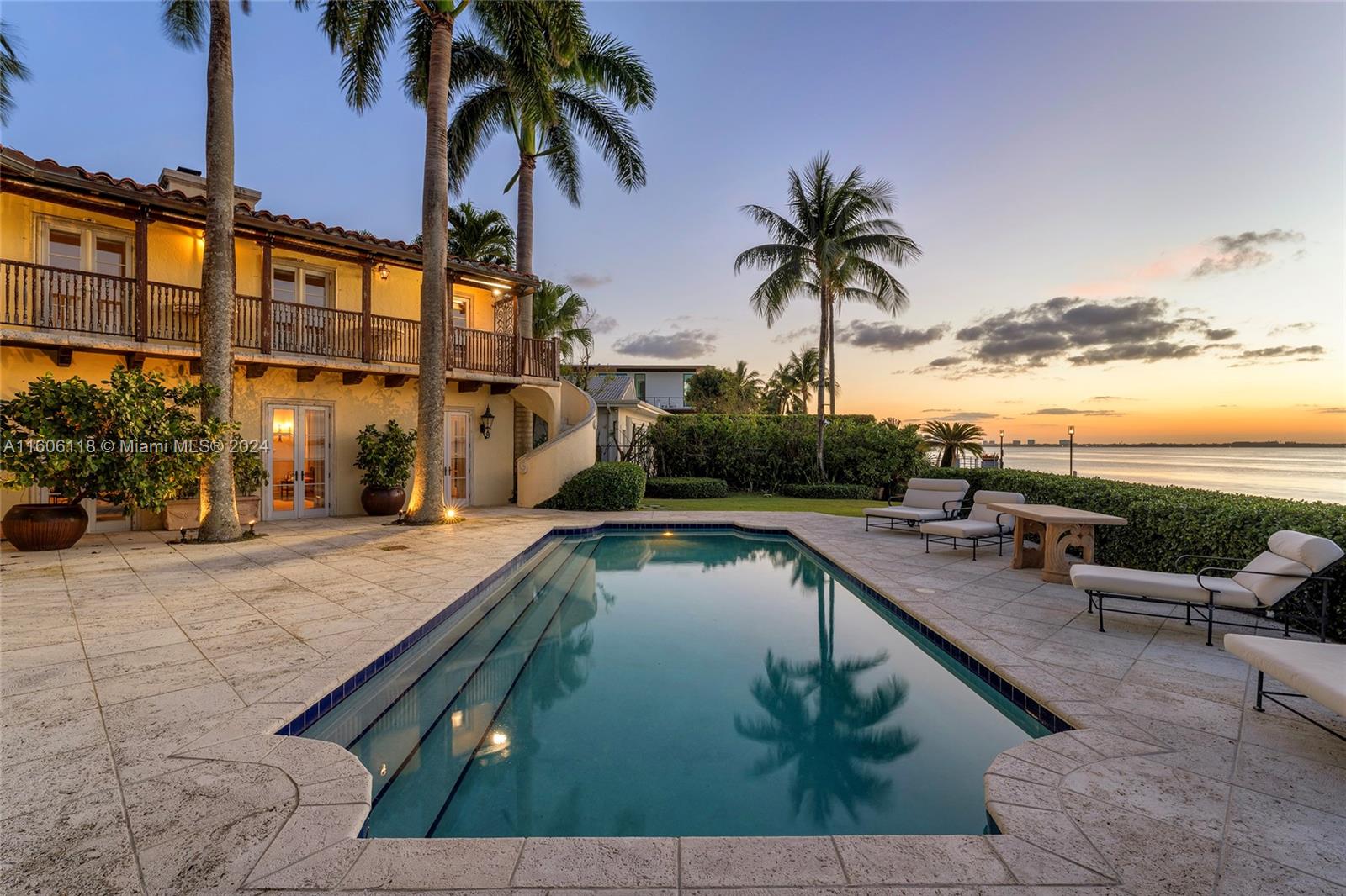 4810 Bay Rd, Miami Beach, Florida 33140, 6 Bedrooms Bedrooms, ,5 BathroomsBathrooms,Residential,Sold,NAUTILUS SUB,Bay Rd,A11606118