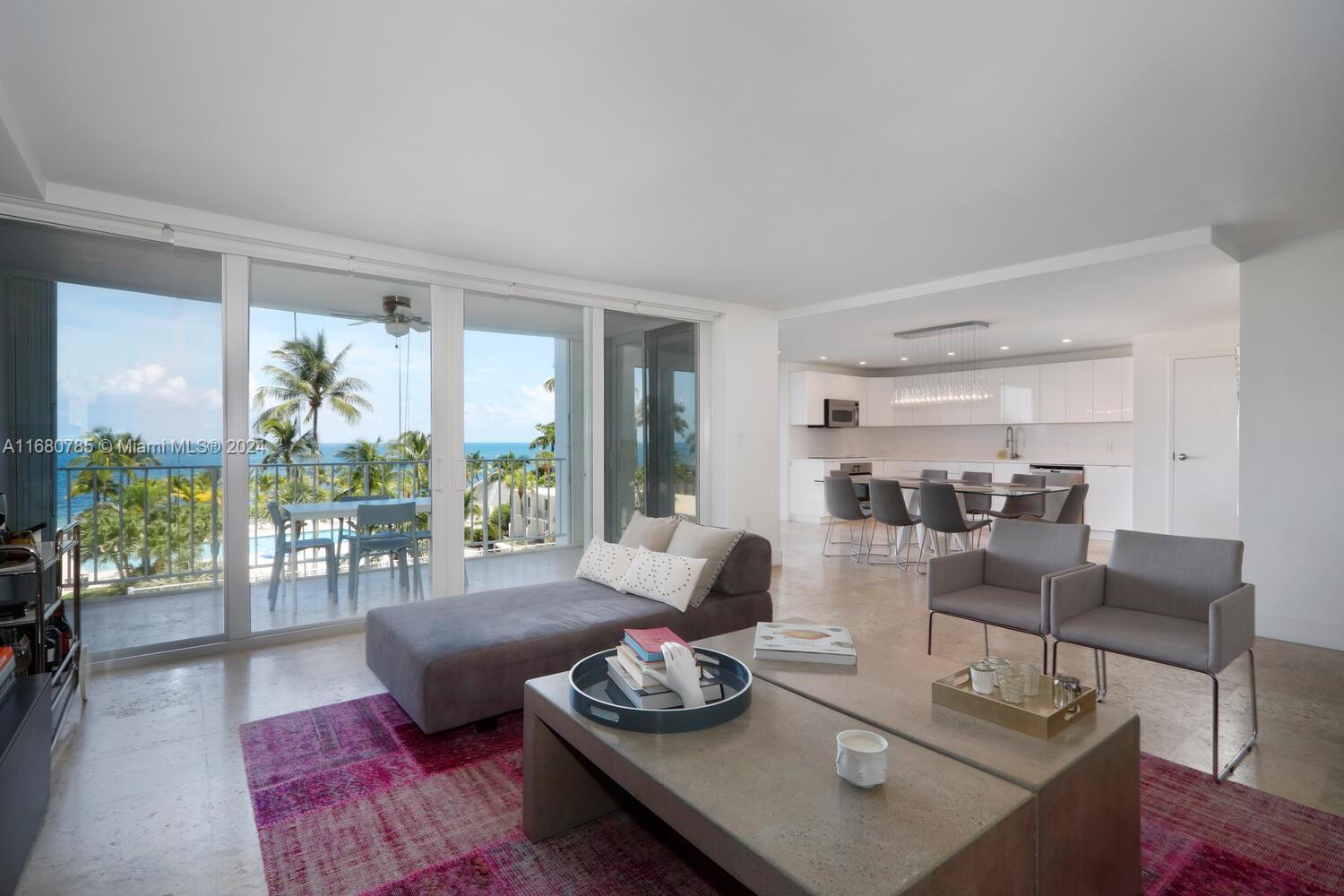 881 Ocean Dr, Key Biscayne, Florida 33149, 2 Bedrooms Bedrooms, ,2 BathroomsBathrooms,Residential,Sold,CASA DEL MAR CONDO,Ocean Dr,A11680785