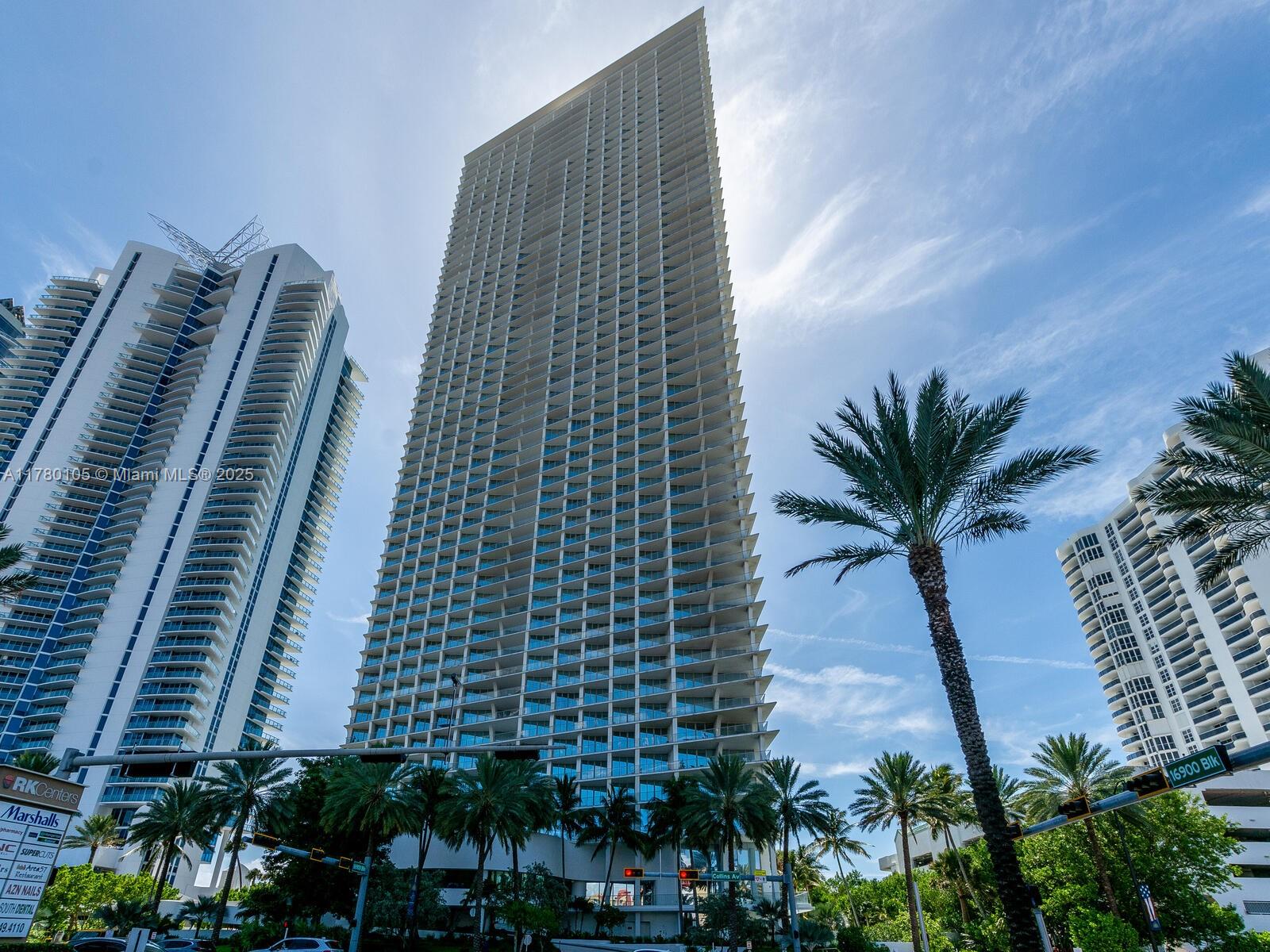 16901 Collins Ave, Sunny Isles Beach, Florida 33160, 3 Bedrooms Bedrooms, ,4 BathroomsBathrooms,Residential Lease,For Rent,JADE SIGNATURE CONDO,Collins Ave,A11780105