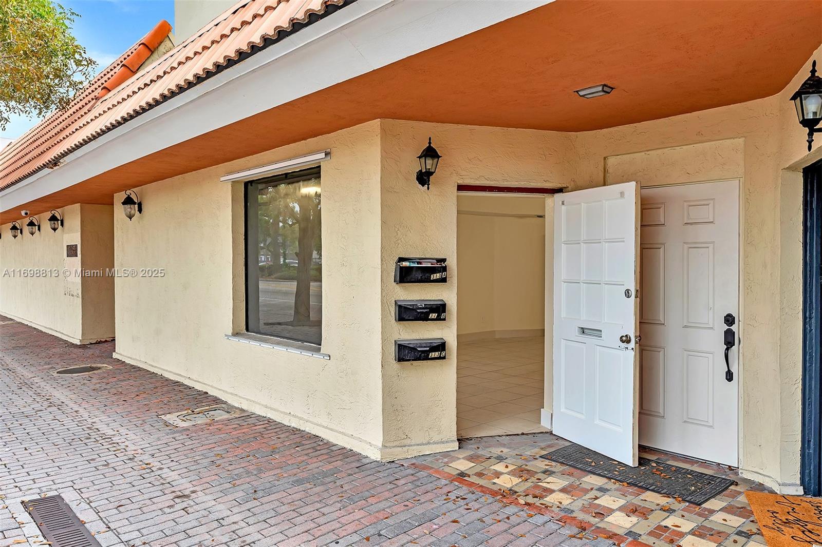 313-317 Krome Ave, Homestead, Florida 33030, ,Commercial Sale,Sold,Krome Ave,A11698813