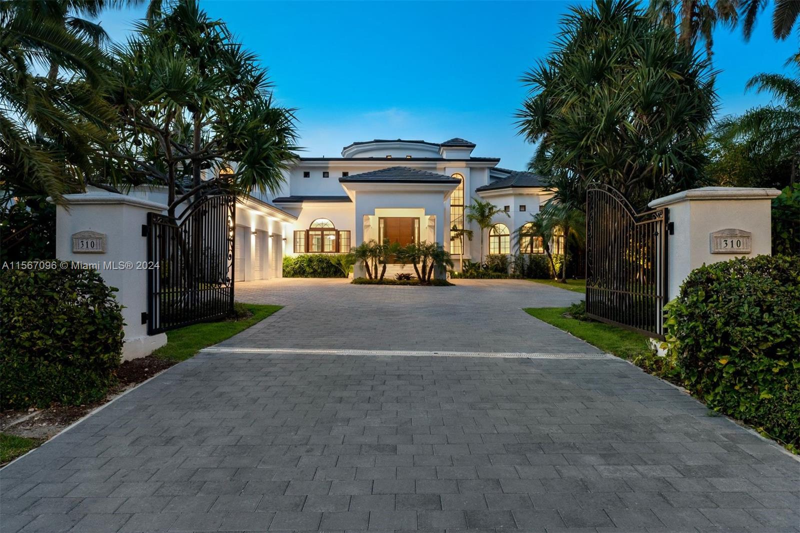 310 Parkway, Golden Beach, Florida 33160, 6 Bedrooms Bedrooms, ,6 BathroomsBathrooms,Residential,Sold,GOLDEN BEACH SEC E,Parkway,A11567096