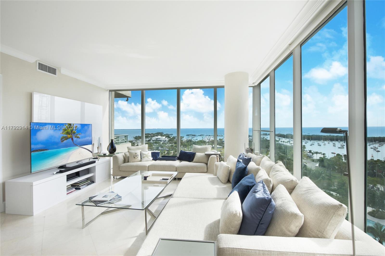 3400 27th Ave, Coconut Grove, Florida 33133, 2 Bedrooms Bedrooms, ,2 BathroomsBathrooms,Residential Lease,For Rent,Ritz-Carlton,27th Ave,A11792914