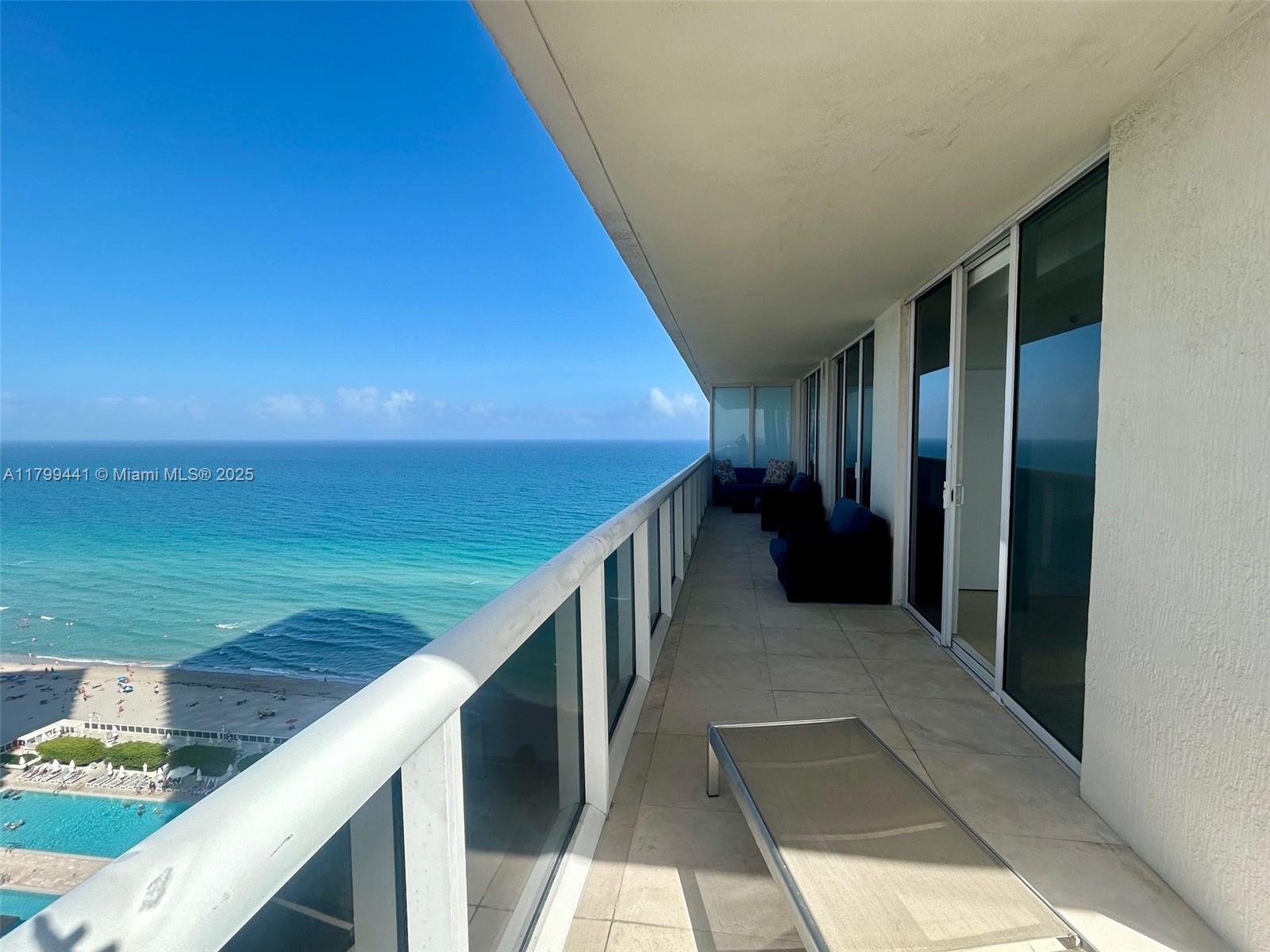 1830 Ocean Dr, Hallandale Beach, Florida 33009, 2 Bedrooms Bedrooms, ,2 BathroomsBathrooms,Residential Lease,For Rent,BEACH CLUB TWO,Ocean Dr,A11799441