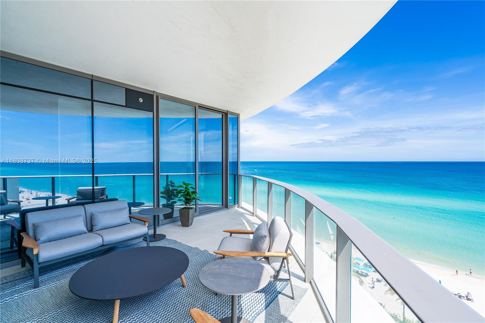 15701 Collins Ave, Sunny Isles Beach, Florida 33160, 4 Bedrooms Bedrooms, ,5 BathroomsBathrooms,Residential,For Sale,Ritz Carlton Residence,Collins Ave,A11808737