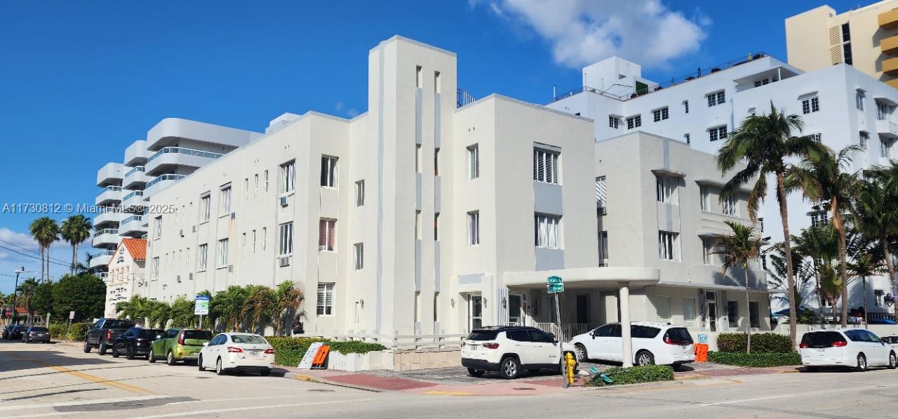 3700 Collins Ave, Miami Beach, Florida 33140, ,1 BathroomBathrooms,Residential,Sold,OCEAN VILLAS,Collins Ave,A11730812