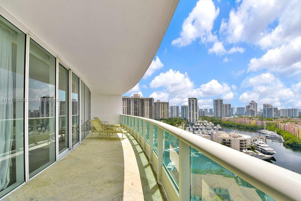 19955 38th Ct, Aventura, Florida 33180, 2 Bedrooms Bedrooms, ,3 BathroomsBathrooms,Residential Lease,For Rent,TOWERS OF PORTO VITA-SOUT,38th Ct,A11813966