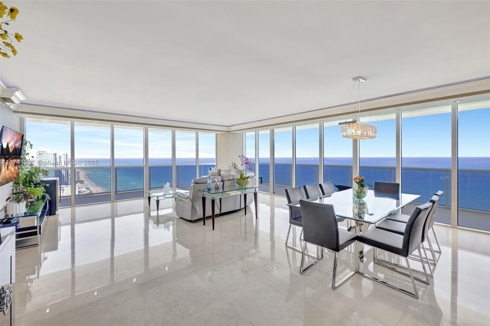 1830 Ocean Dr, Hallandale Beach, Florida 33009, 3 Bedrooms Bedrooms, ,3 BathroomsBathrooms,Residential,Sold,Beach Club Tower 2,Ocean Dr,A11741232