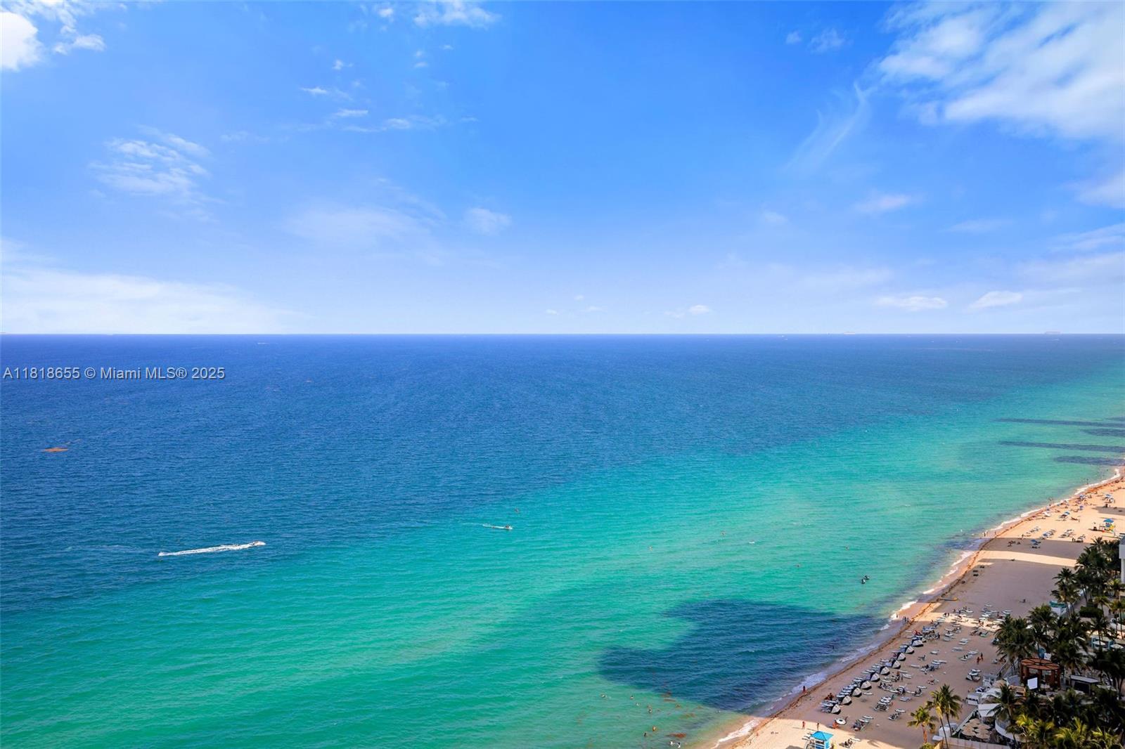 3101 Ocean Dr, Hollywood, Florida 33019, 3 Bedrooms Bedrooms, ,3 BathroomsBathrooms,Residential,For Sale,OCEAN PALMS CONDO,Ocean Dr,A11818655