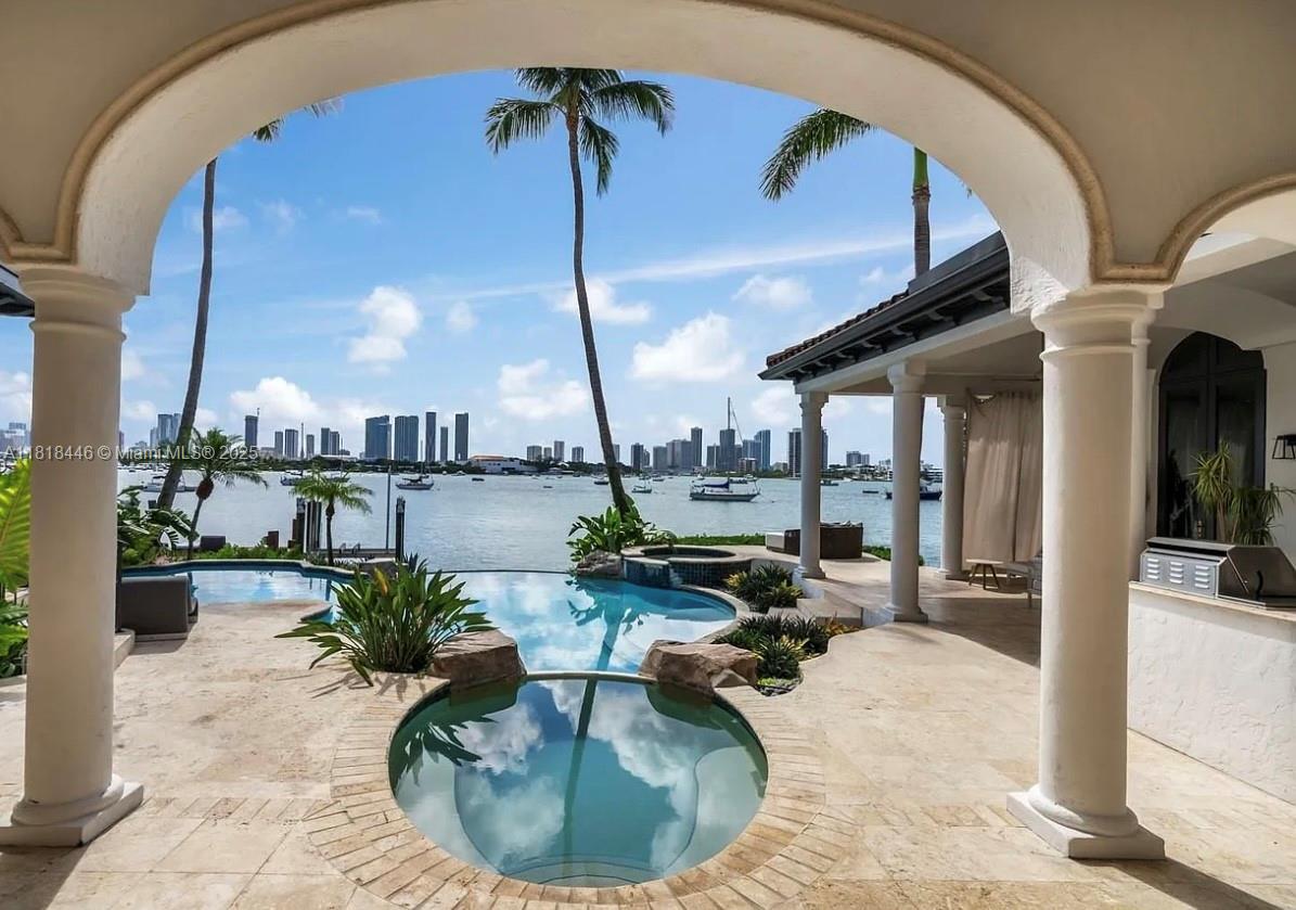 432 Hibiscus Dr, Miami Beach, Florida 33139, 5 Bedrooms Bedrooms, ,5 BathroomsBathrooms,Residential Lease,For Rent,HIBISCUS ISLAND,Hibiscus Dr,A11818446