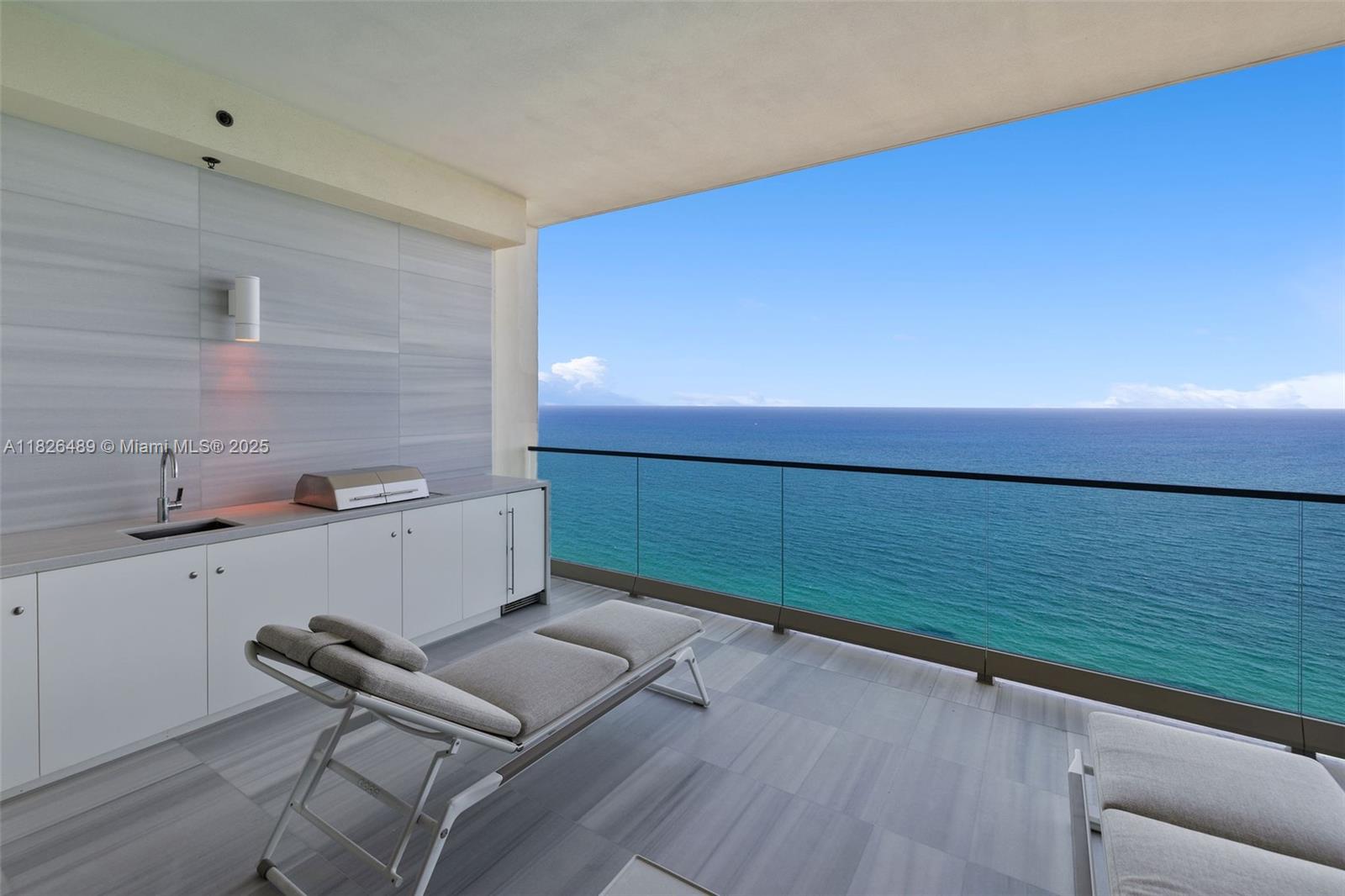17901 Collins Ave, Sunny Isles Beach, Florida 33160, 4 Bedrooms Bedrooms, ,5 BathroomsBathrooms,Residential,For Sale,The Estates at Acqualina,Collins Ave,A11826489
