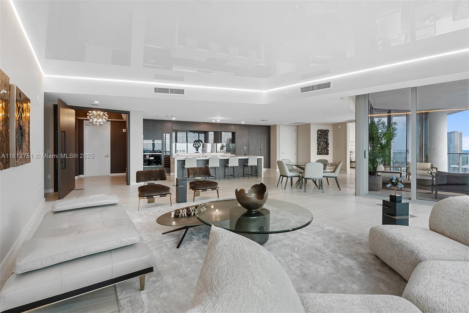 851 1st Ave, Miami, Florida 33132, 4 Bedrooms Bedrooms, ,5 BathroomsBathrooms,Residential,For Sale,PARAMOUNT,1st Ave,A11812751