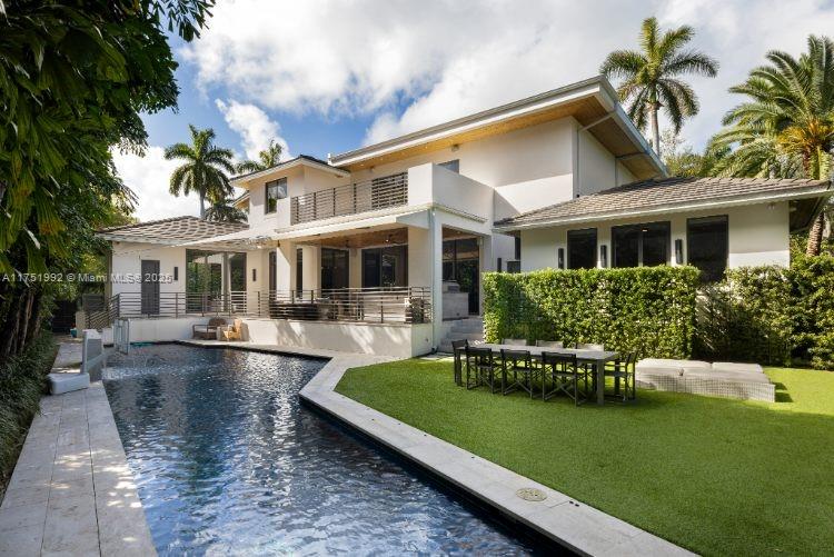 2555 Regatta Ave, Miami Beach, Florida 33140, 7 Bedrooms Bedrooms, ,6 BathroomsBathrooms,Residential,Sold,SUNSET ISLANDS-ISLAND NO,Regatta Ave,A11751992